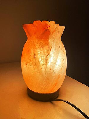 Lámpara de Sal del Himalaya con forma de flor de loto naranja