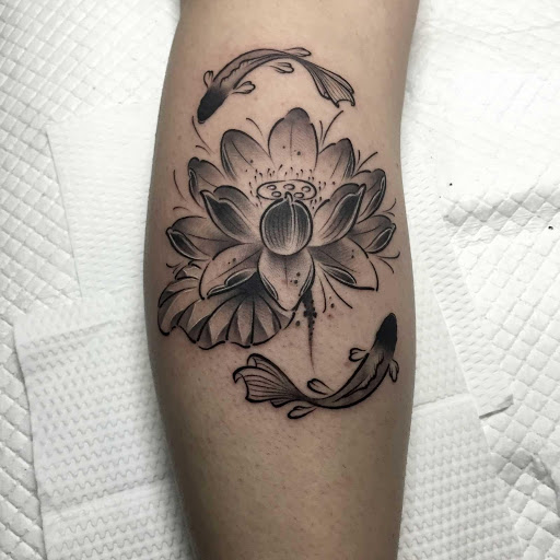 verdadero significado del tattoo flor de loto y pez koi